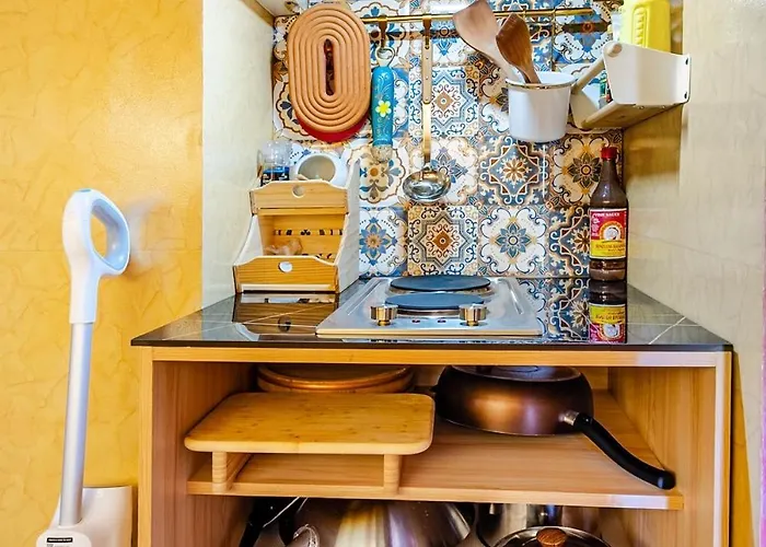 Bilay Magenta 2br Boho Style Free Parking Cook * Manila